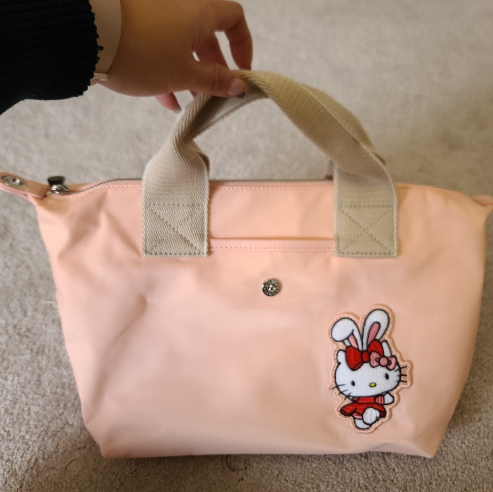 Hello Kitty Kipling Bag - Picture 6 of 9